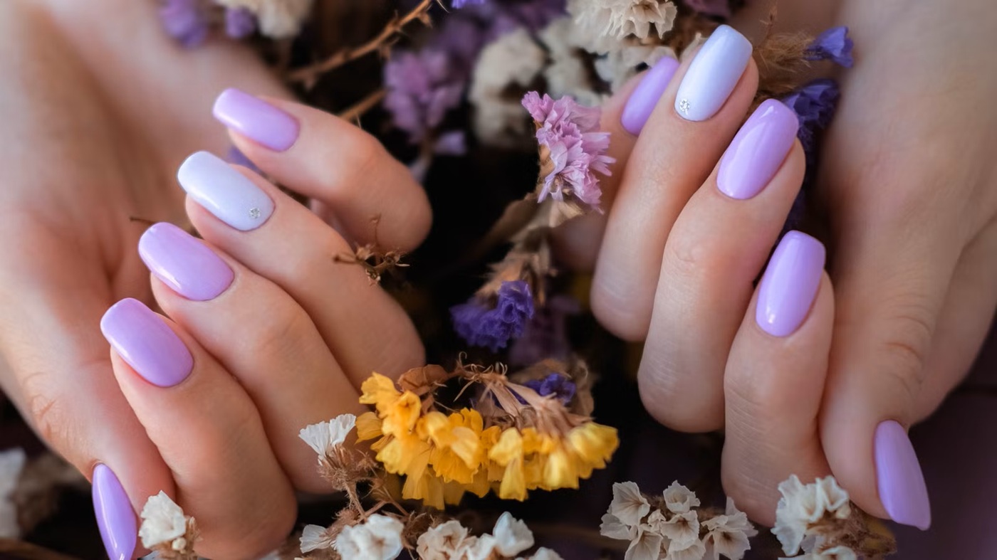 Sunlight Nails